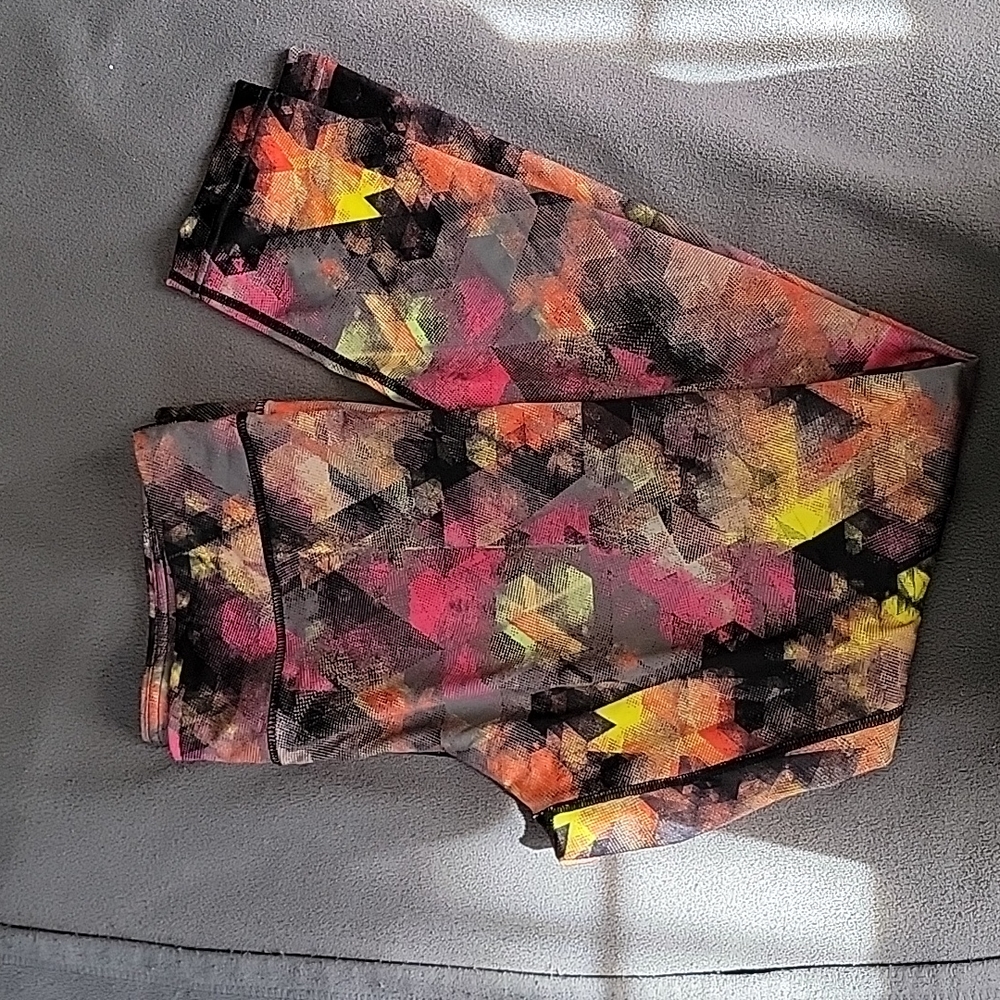 Aspire leggings. Size L.